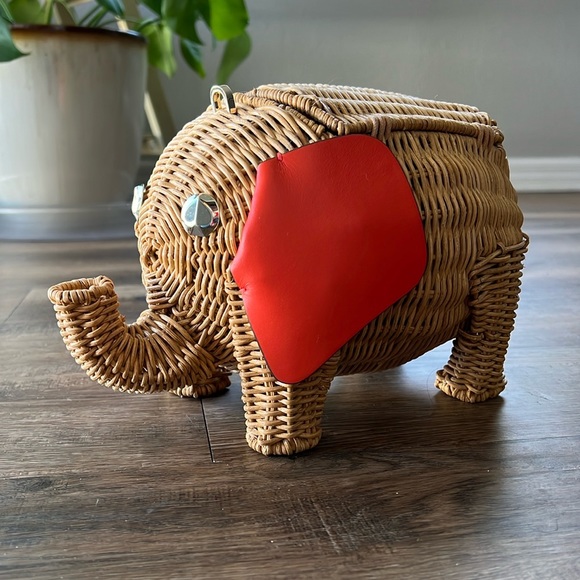 kate spade Handbags - Kate Spade Wicker Elephant Purse